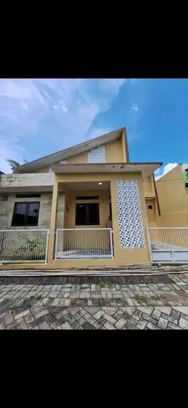 Rumah Siap Huni Di Kampus Jember