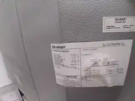 Kulkas Sharp jual butuh mau pindahan