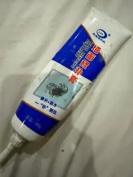 Gratis alat tambal tembok bolong