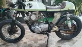 Binter mercy merzy KZ200Binter mercy merzy KZ200 1982