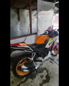 Honda cbr 150r lengkap normal