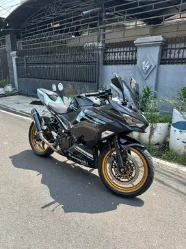 Kawasaki Ninja 250 ABS Keyless MDP Tipe Tertinggi