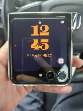 Samsung Flip 5 SEIN 512gb Grey Exclusive Color Masih Baru Banyak Bonus