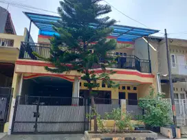 Dijual Rumah 2 lantai banyak bonus di Perumahan Metland Jakarta Timur