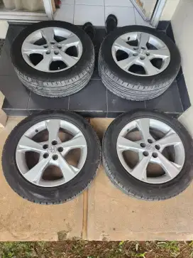 Velg Corolla Altis 2013 + Ban Bridgestone produksi tahun 2023
