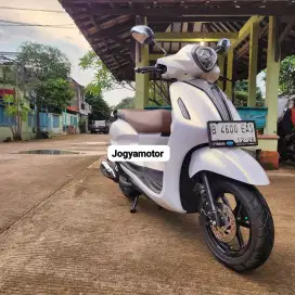 YAMAHA GRAND FILLANO LUX TAHUN 2023