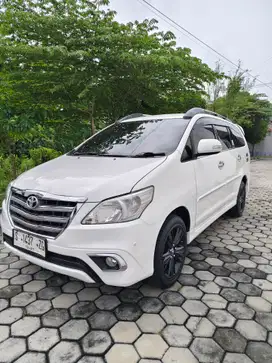 Toyota Kijang Innova 2014 Bensin