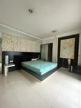 DIJUAL RUMAH SUTERA ONYX ALAM  SUTERA DENGAN PRIVATE POOL