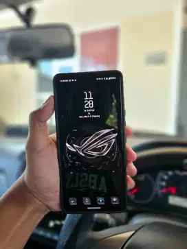 Asus ROG Phone 8