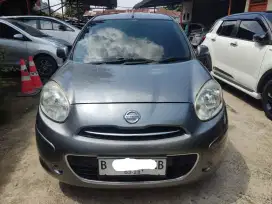 Di Jual Nissan March 2013 AT