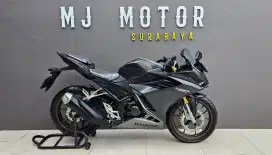 Honda CBR 150R 2024