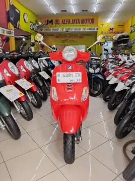 Pajak Hidup ^ Piaggio Vespa LX 125 thn 2023