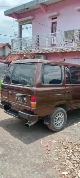 nyri mobil bekas