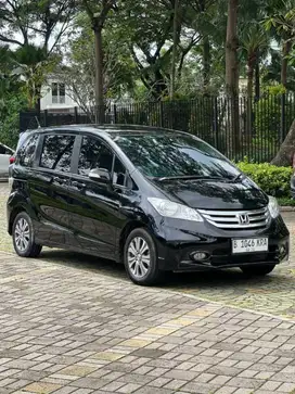 MULUS TERAWAT!!! Honda Freed PSD AT 2014 - Hitam