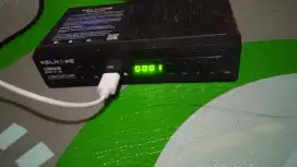 Setopbox normal tinggal pake. Kabel RCA dan kabel power USB adaptor