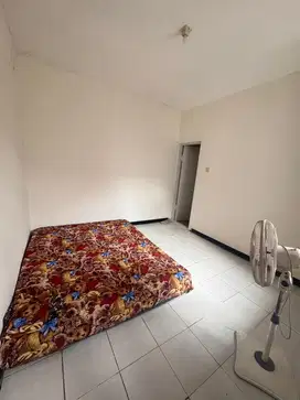 Indekos Wanita Kamar Mandi Dalam Karah Jambangan Ketintang Unesa Royal