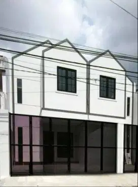 RUMAH BARU 2 LANTAI DIKARANG EMPAT DEKAT KENJERAN DAN KAMPUS A UNAIR
