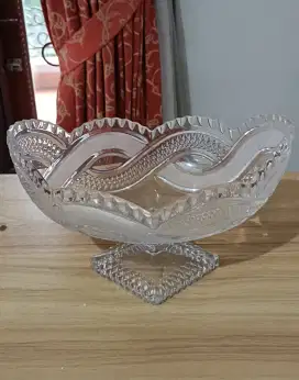 Tempat Buah Kristal
