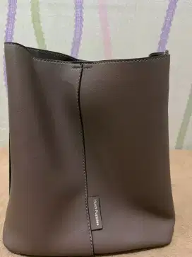 brand hush puppies