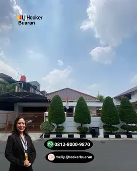 Rumah dengan pemandangan asri Cipinang Elok, Jakarta Timur