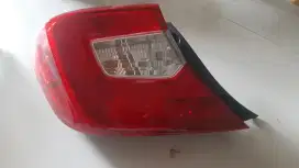 Mika mobil new brio sebelah kiri