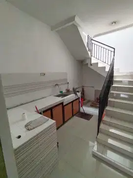 Disewakan Rumah di Jalan Piol - BCS - Kelapa Gading
