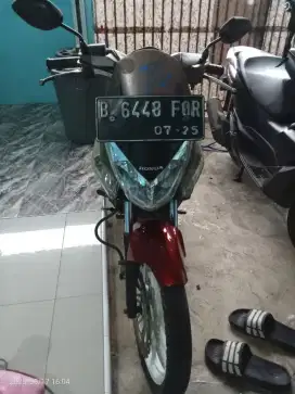 Honda CS 1 Tahun 2008