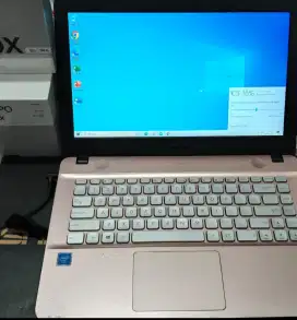 Asus 14 inch Seken bening