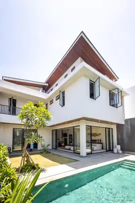 For Sale Brand New 3 Bedroom Luxurious Villa with Sea View