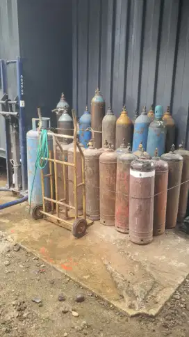 Tabung Gas Oxygen dan accetelyne