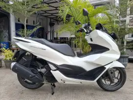 Honda PCX 160cc tahun 2023 pajak panjang siap pakek