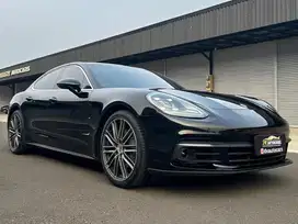 Porsche Panamera 4S 2017 Low KM 9RB Antik