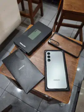 Samsung Galaxy S23 Plus 8/256Gb SEIN Likenew Mulus