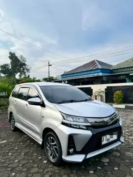 Avanza Veloz 1.5 2019 matic facelift silver istimewa