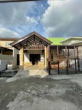 Dikontrakkan Rumah ! Jl. Abdul Hakim ( Belakang kampus USU )
