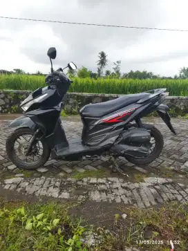 Vario 125 plat H Smrg