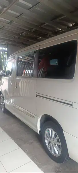 Dijual Mobil Luxio 2017