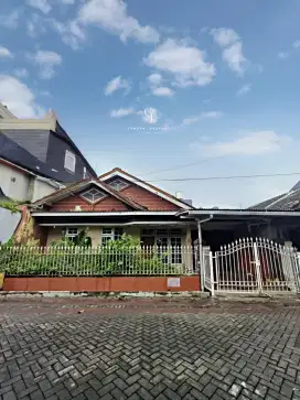 NIRWANA EKSEKUTIF HITUNG TANAH 8jt'an/m HADAP SELATAN ROW 3 mbl