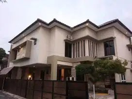 Dijual Kost Eksklusif 2 Lantai Kawasan Elite Jogja Dekat Kampus UGM