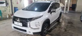 Xpander cross mt