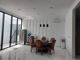 Rumah Permata Hijau Pik2 uk. 10x20 m , furnished rapi