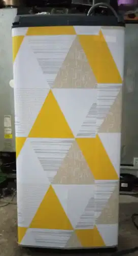 Kulkas 1pintu merek sanyo