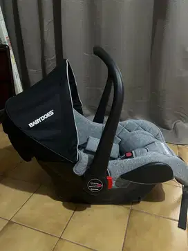 carseat babydoes