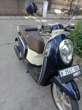 Honda Scoopy F1 tahun 2015.