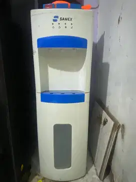 Dispenser sanex