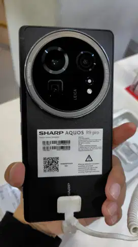Sharp Aqous R9 pro 12/512 GB