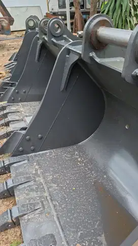 Bucket alat berat  ZL 20 ton