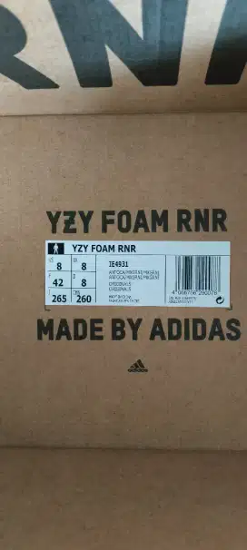 Sepatu sandal Adidas YZY Foam Original