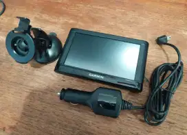 Garmin Nuvi 52LM Navigator