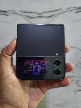Samsung Z Flip4, Ram 8/256, Nfc (Hp Orian, Minus Flexible kendor)